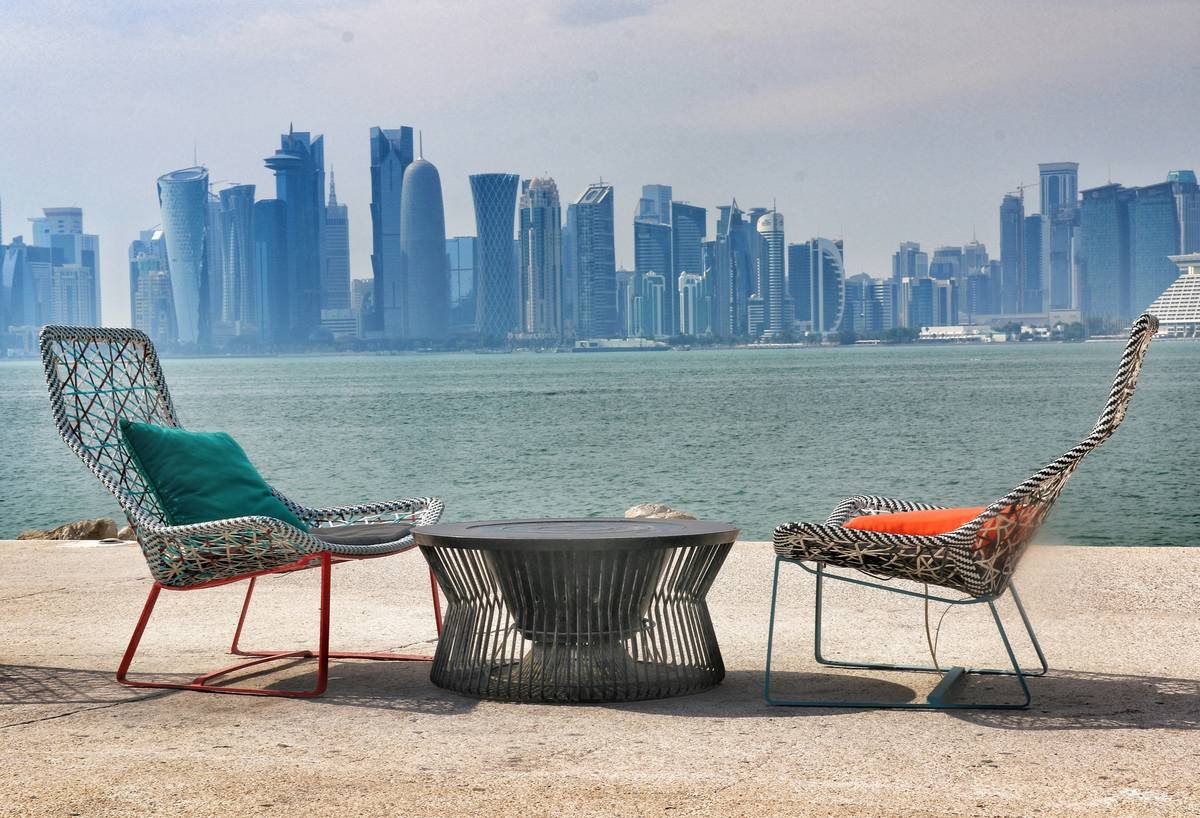 Coastal Living Outdoor Furniture: How to Choose Pieces That Survive Salt, Sun & Style
