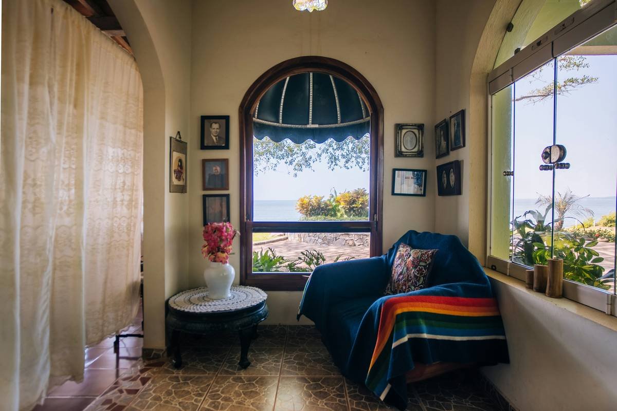 Nautical Style Coastal Navy Blue Sofa: 7 Proven Tips to Avoid Costly Mistakes